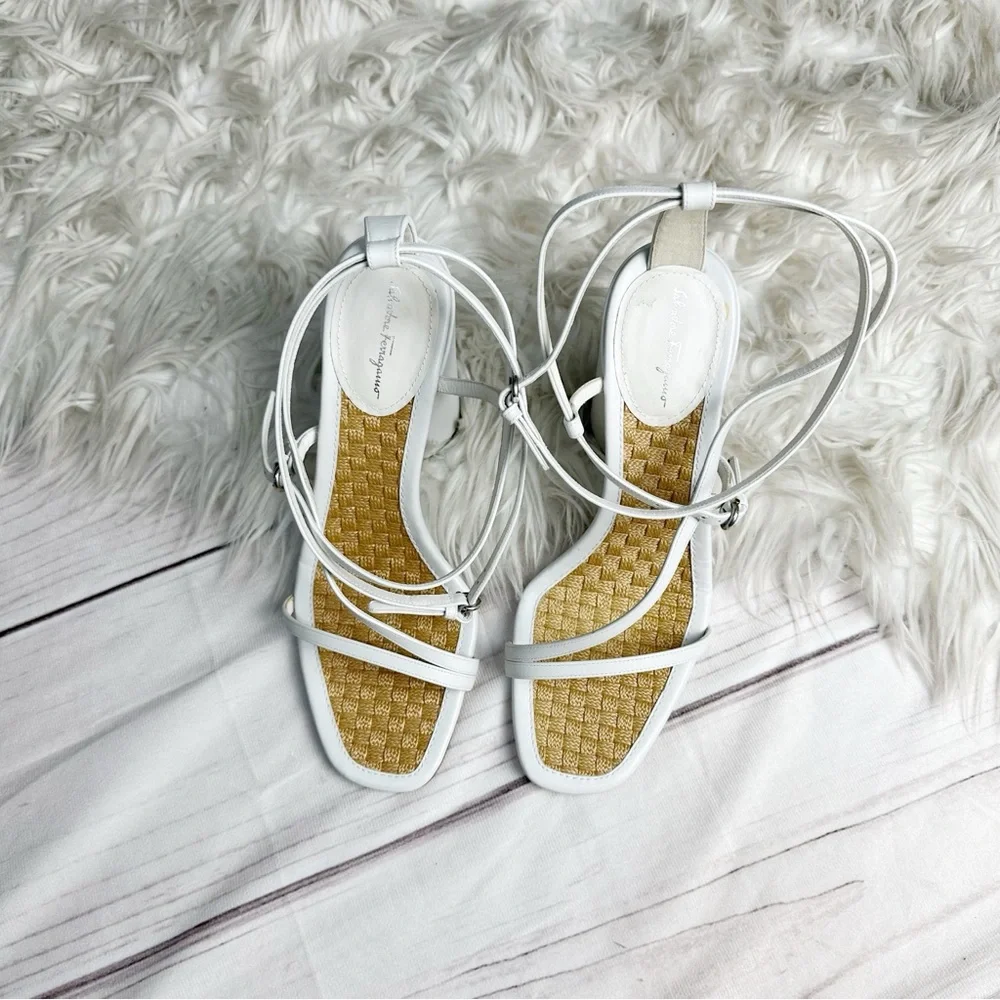 🆕 Salvatore Ferragamo Egadi‎ 85 Leather Sandal in White Size 8.5